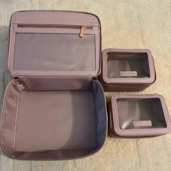 Allie Glines Lilac Makeup Bag Set - Picture 6 of 6